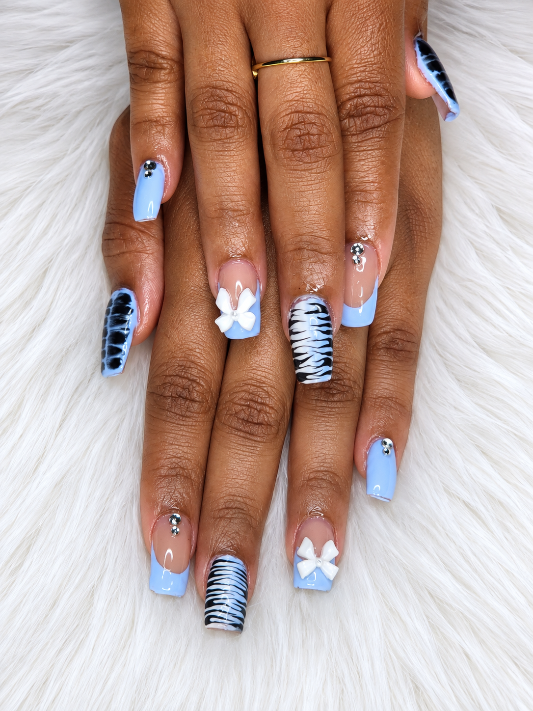Nail art with decorative charms