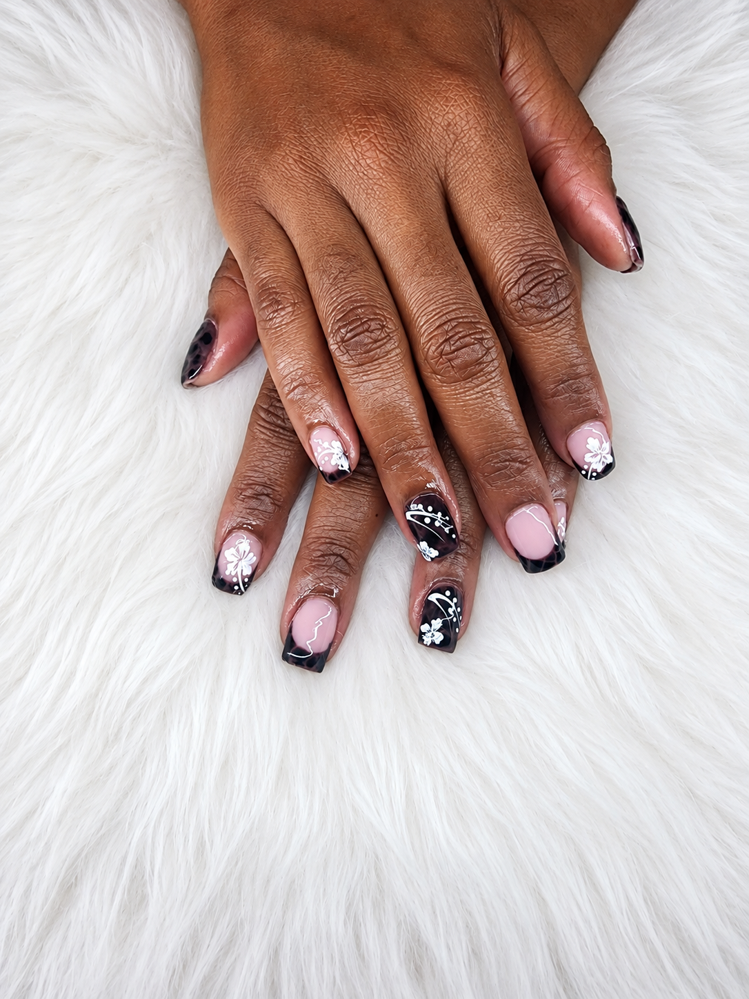 Luminox gel nail design
